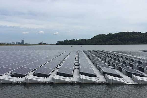 Largest-Floating-Solar-PV-System-in-Singapore