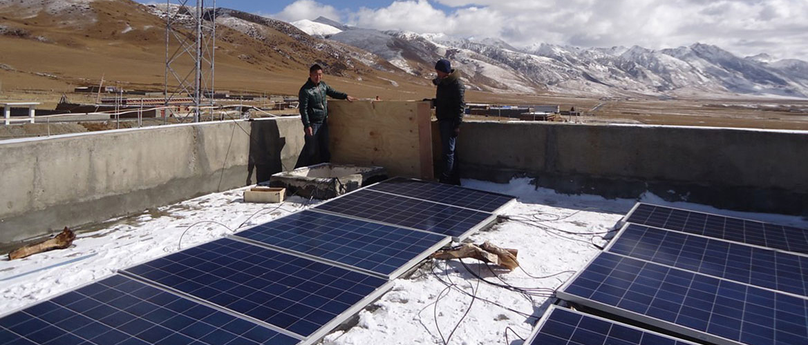用爱心点亮梦想—赛拉弗为西藏两所小学捐赠发电站